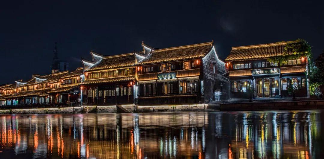 黄色衣服干洗变成粉色是什么原因？游戏画面